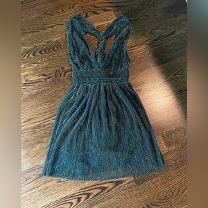 Gorgeous LuLus black, teal and gold cocktail/semi formal dress sz Med